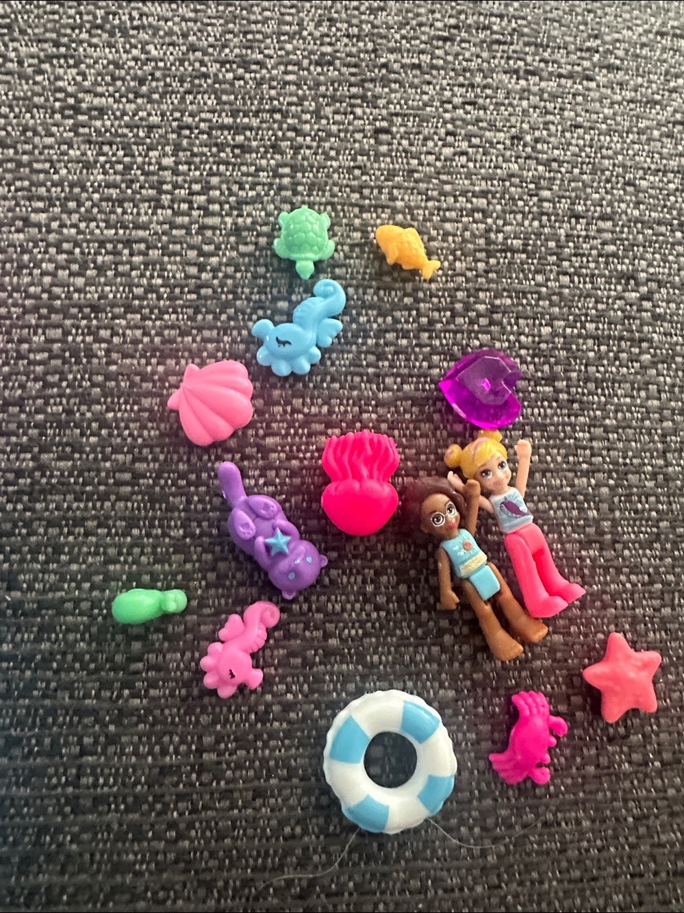 Polly pocket Blue Seahorse Toy travel set - Picture 9 of 11